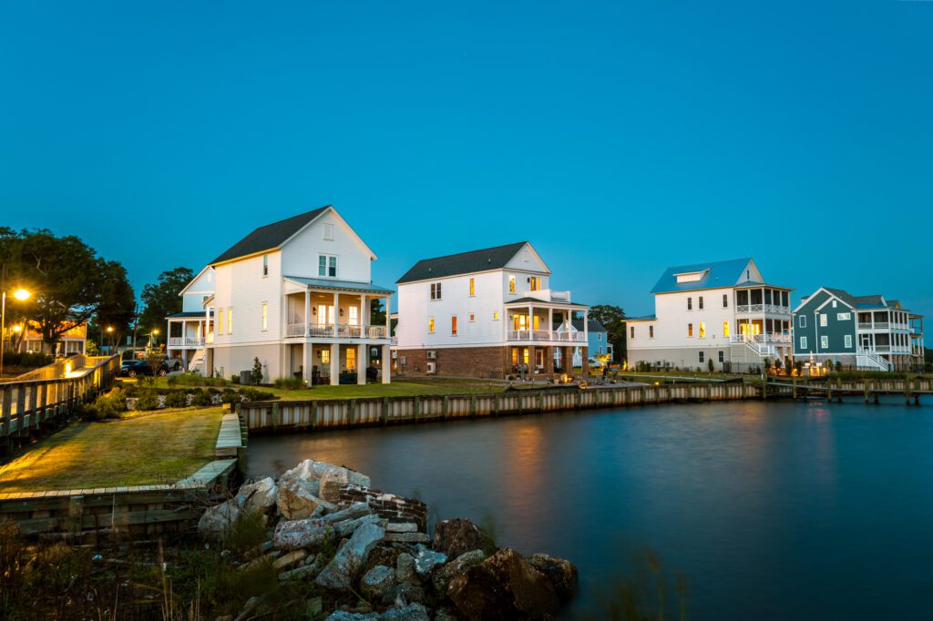 Evening view of riverside houses